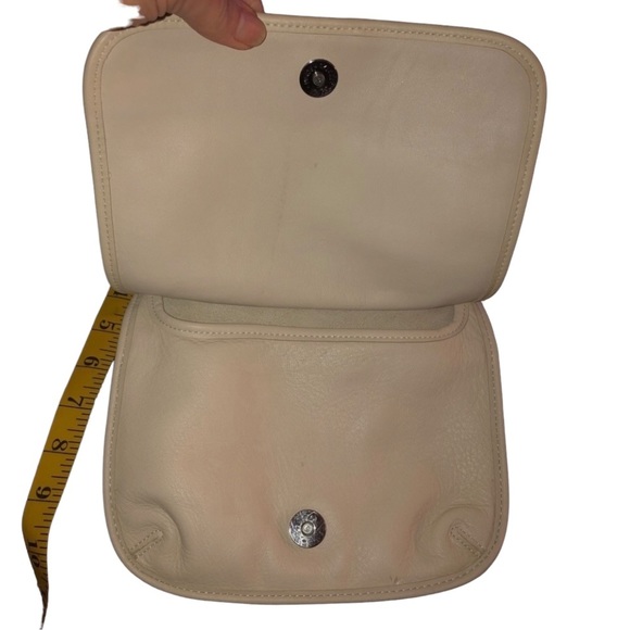 Coach Ivory / bone vintage leather crossbody purchased new over 20 yrs old - Picture 1 of 15
